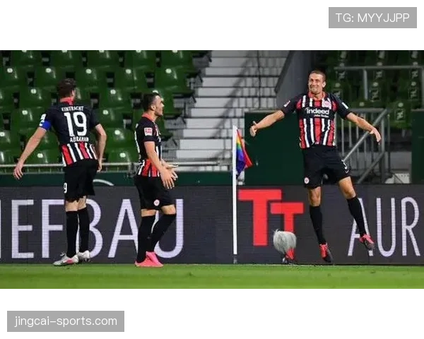 纪录片《一球之间》播出，讲述德国定位球战术演进历史